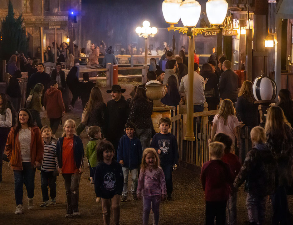 Pumpkin Town Crowd